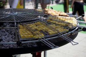 eme-gira-brace-detalle