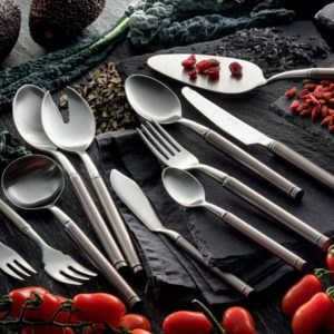 cubiertos rústicos bodegón