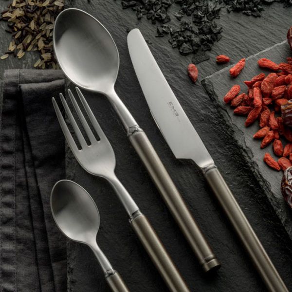 Servicio de mesa rústico